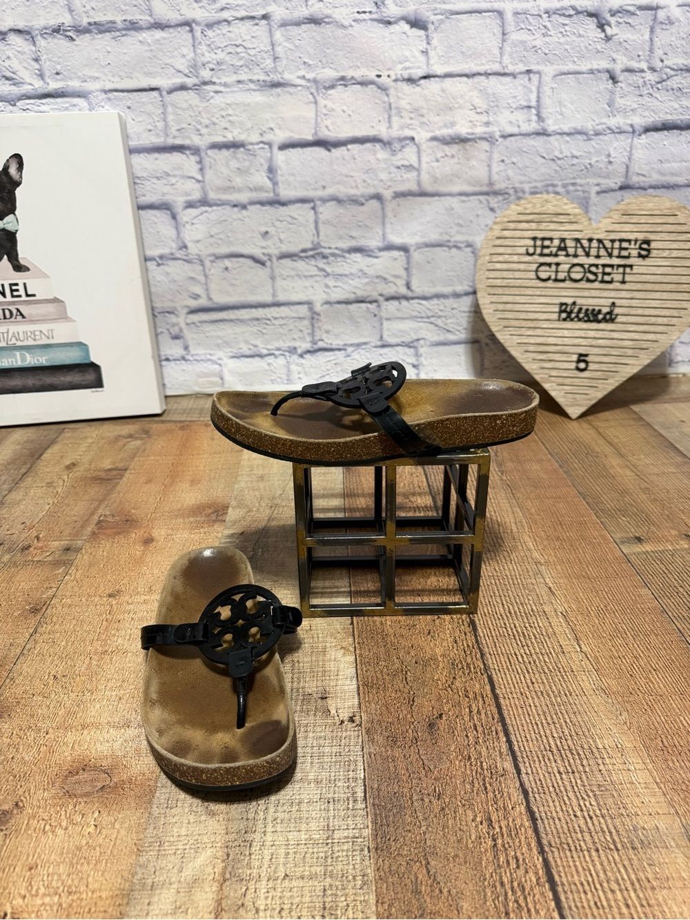 Tory Burch miller cloud patent black sandals
Size 8.5